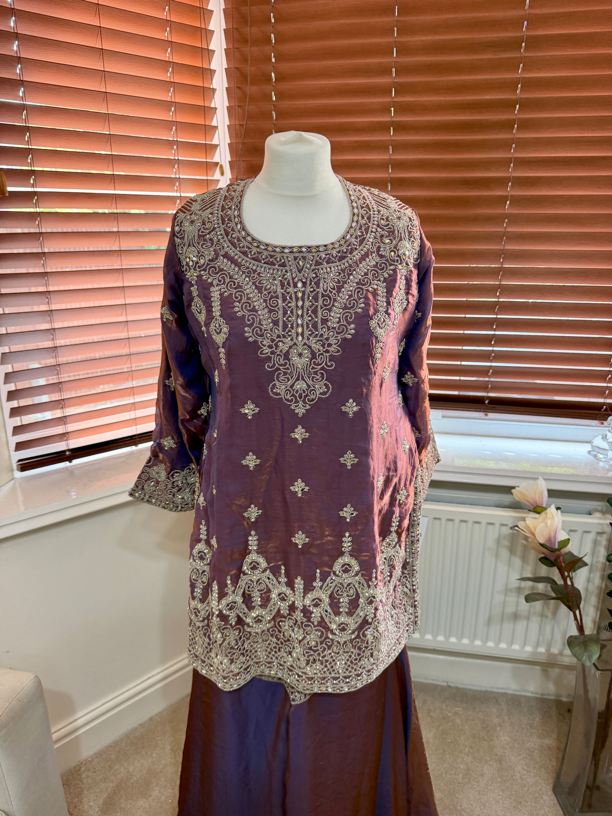 Mauve Gold Embroidered Kurta Set
