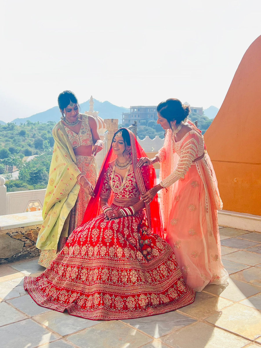 Bride, Mum & Sister of Bride